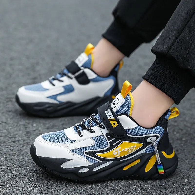 Boys' dark blue and black platform sports shoes with Velcro strap and mesh upper