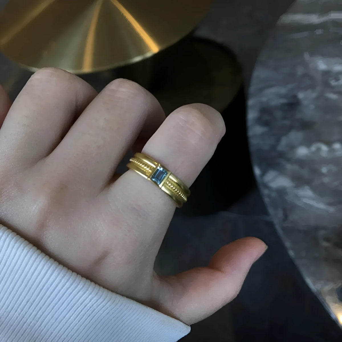 Frosted gold copper ring with square sapphire inlaid gem, narrow or wide version, sizes 6 7 8
