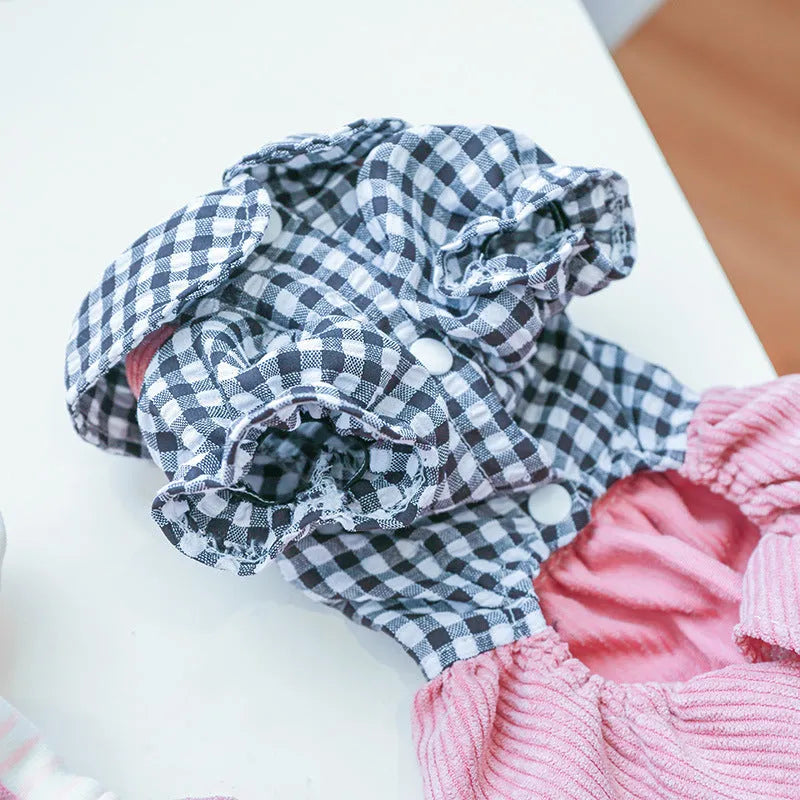 Four-legged plaid dog overalls in polyester, black grid or vermicelli top, sizes XS to XL