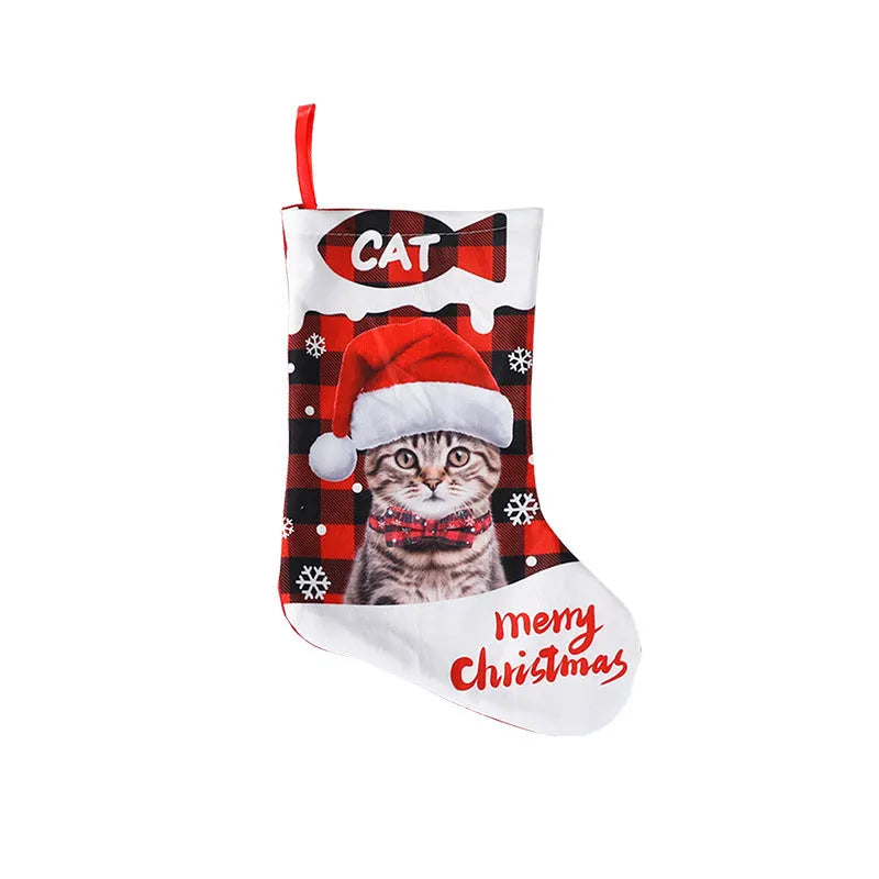 Green and black plaid cat fabric Christmas decoration measuring 26x36cm