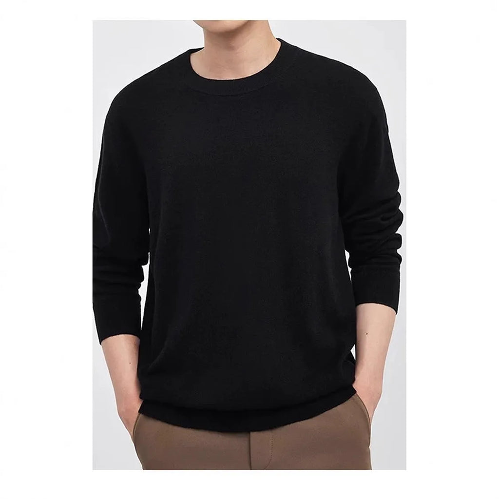 Men's regular fit pullover sweater in light grey wool yarn for autumn wear.