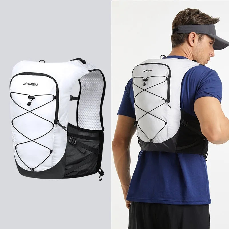 Nylon outdoor climbing backpack 5L in black or white, sizes S M L, water bag not included