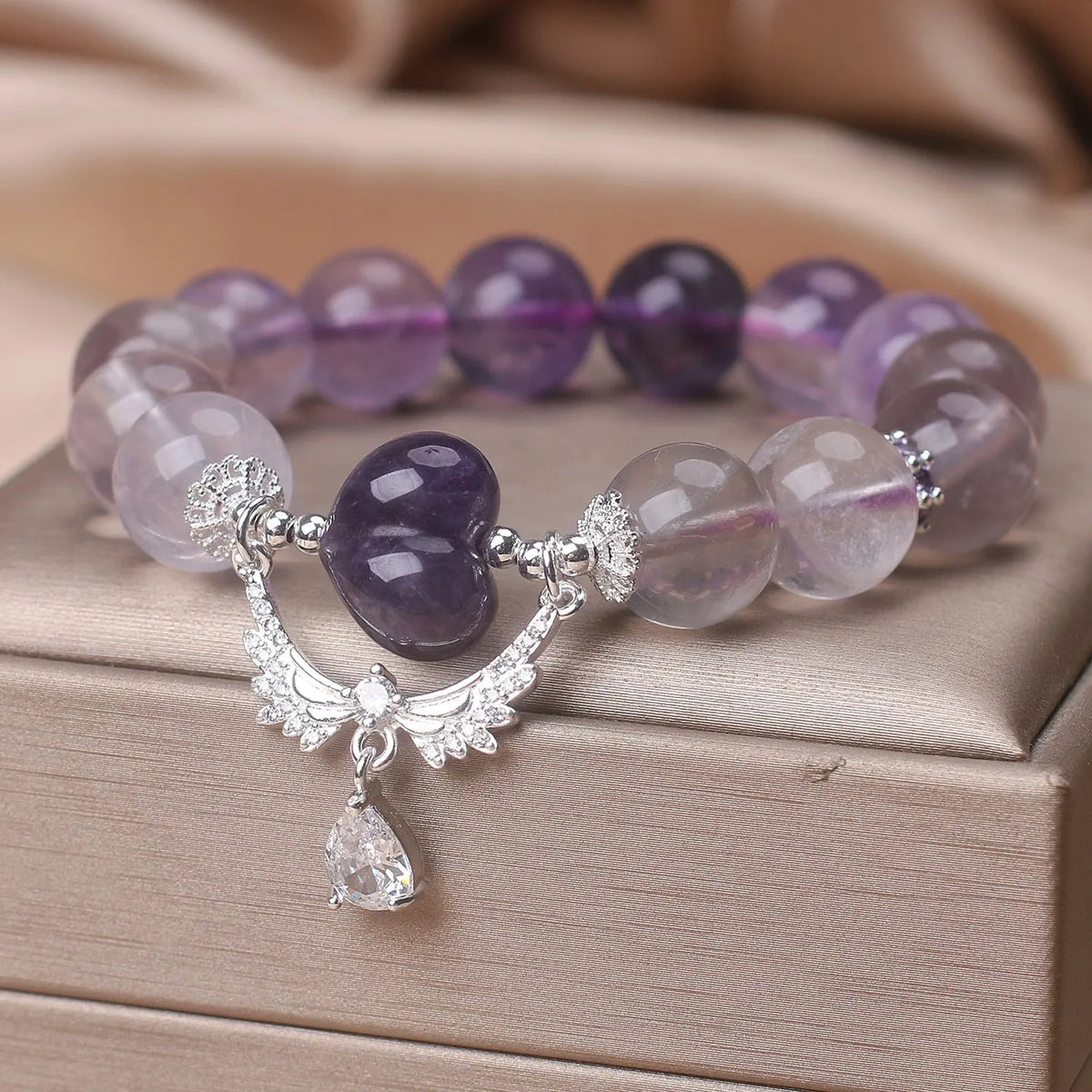 Natural amethyst bracelet for women in purple fluorite colour with agate and ethnic style angel tears design