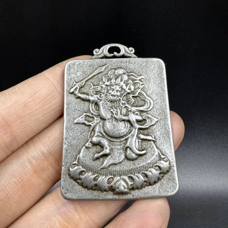 Chinese style iron pendant hanging ornament with geometric design and antique metal crafts