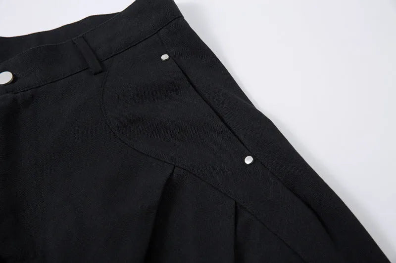 Men's black pleated machete casual trousers with loose-fitting wide-leg design