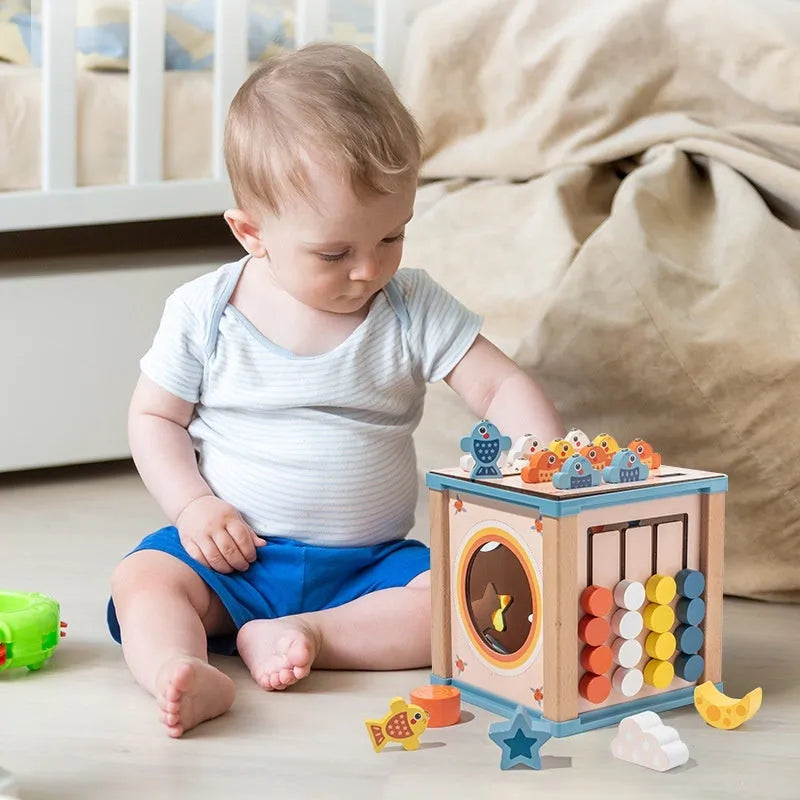 Wooden multifunctional building blocks treasure chest in Intelligence Box colour, 16.5cm cube for children aged 4-6