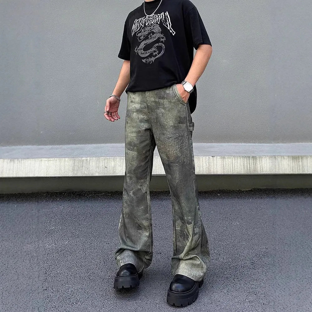 Men's retro digital camouflage jeans with straight leg cut in cotton denim fabric