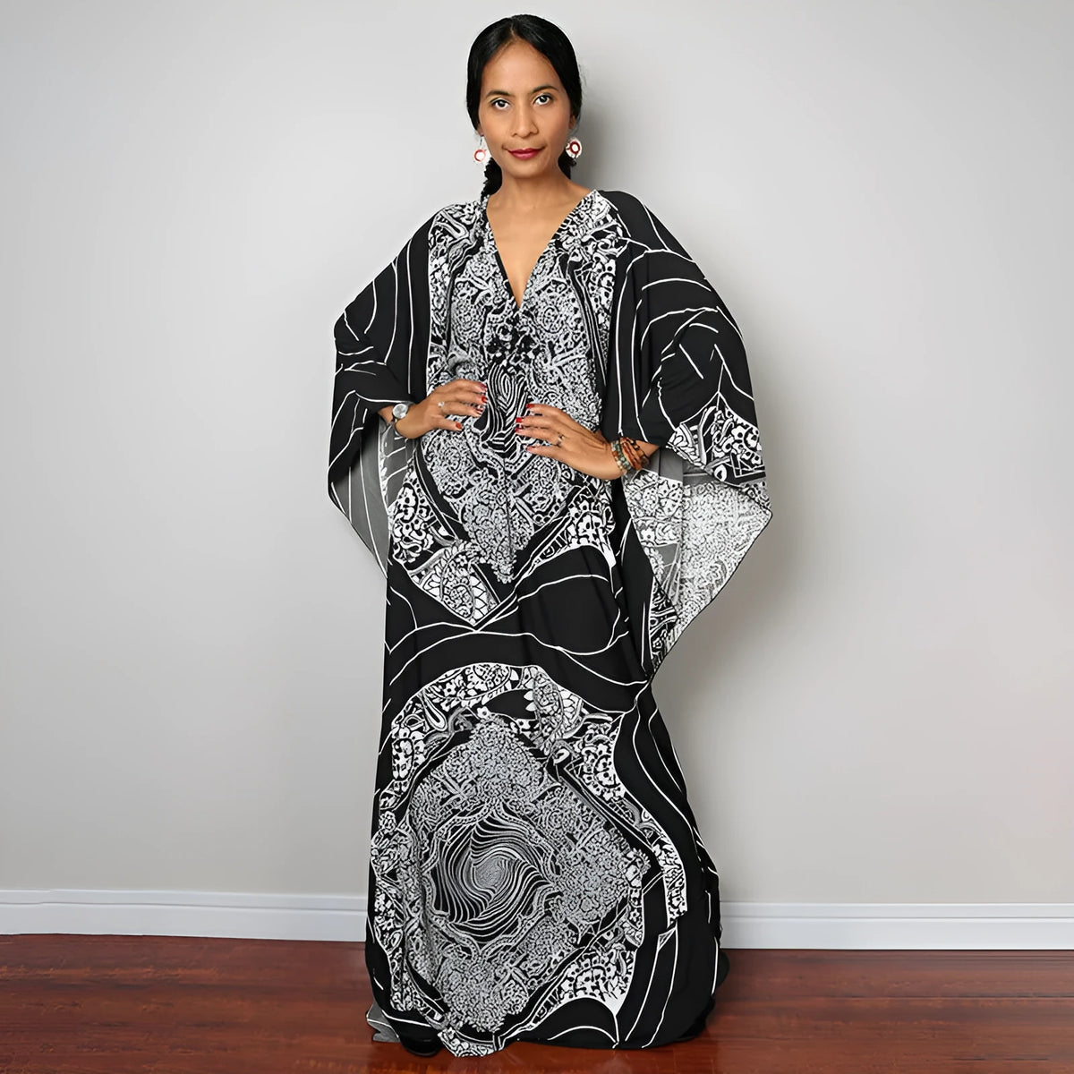 Women's loose swim robe bikini cover-up in chemical fibre blend for sun protection