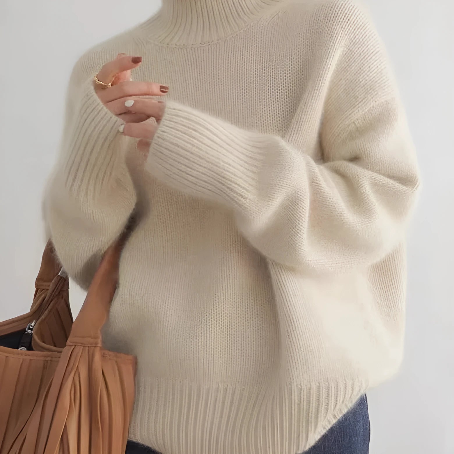 Women's high-neck loose fit thick knit pullover sweater in solid colour, long sleeves