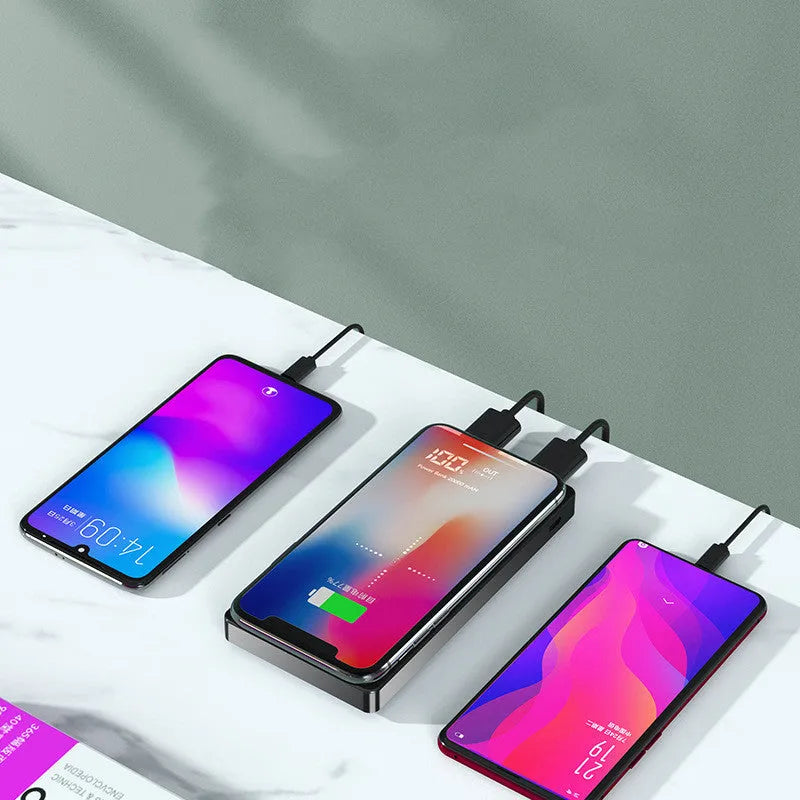 20000mAh power bank with digital display, dual USB ports, black or white mirror finish, size 73 mm x 153 mm x 22 mm