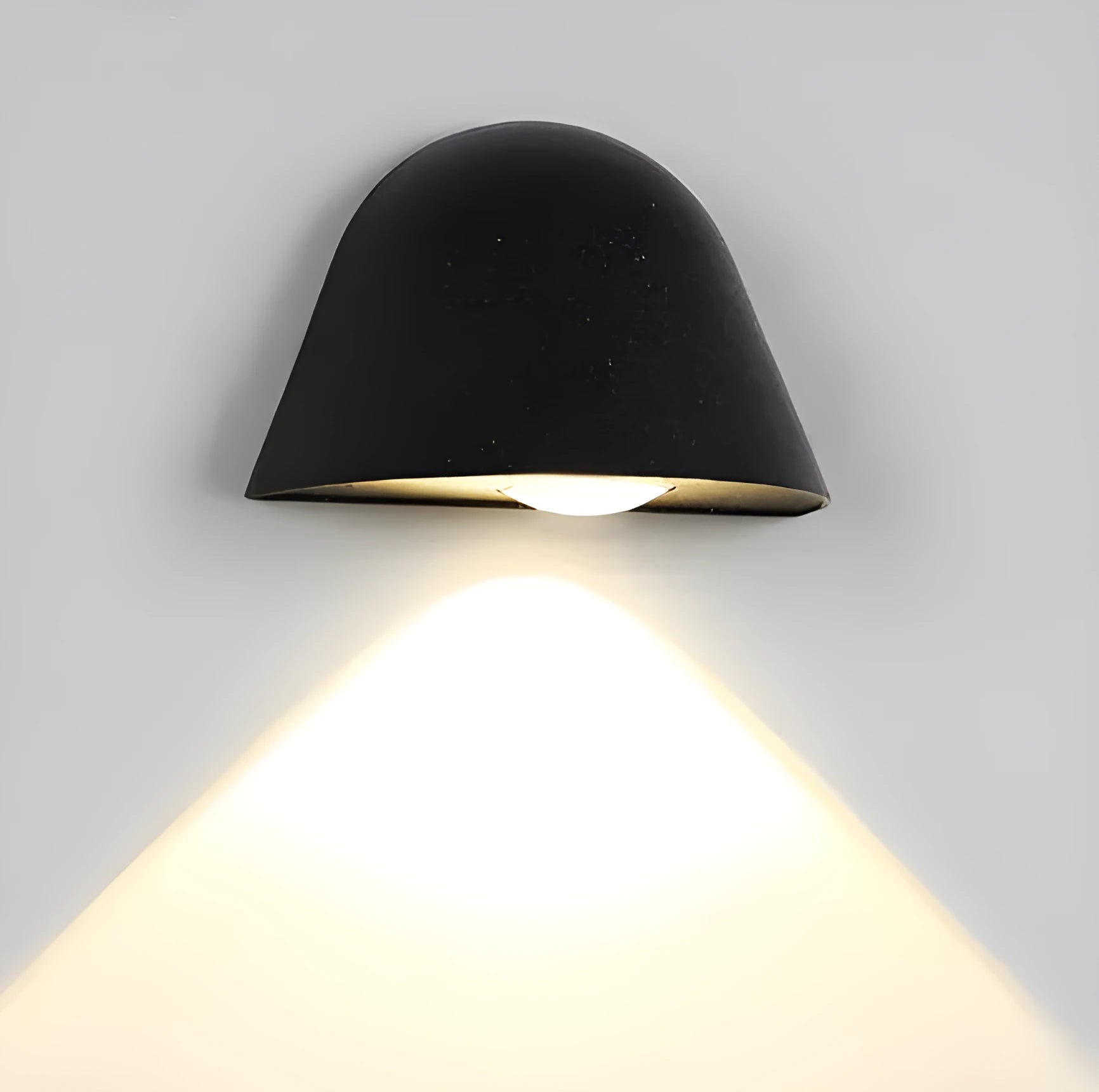 Outdoor Waterproof Wall Lamp with 5W LED, Aluminium Housing, IP65 Protection, 3000K-6000K Colour Temperature, in Black, Black Gold, Ceramic White, Spot White, or Platinum Colour for Exterior Wall Lighting