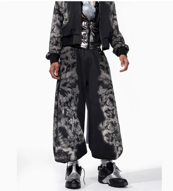 Women's loose fit three-piece trousers set with hoodie, trousers, and seven-inch shorts in street style