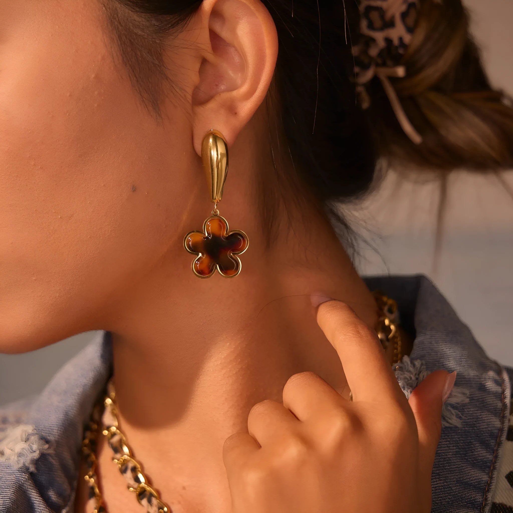 Tortoiseshell resin hawksbill colour 18K stainless steel geometric earrings in heart or flower designs