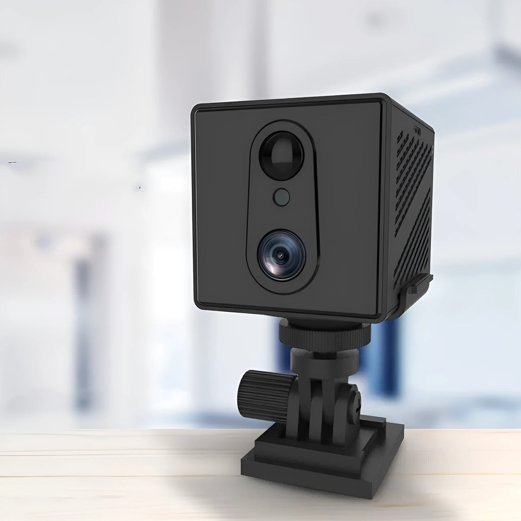 Indoor 4G wireless surveillance camera with 3 million pixel sensor and 10m infrared night vision