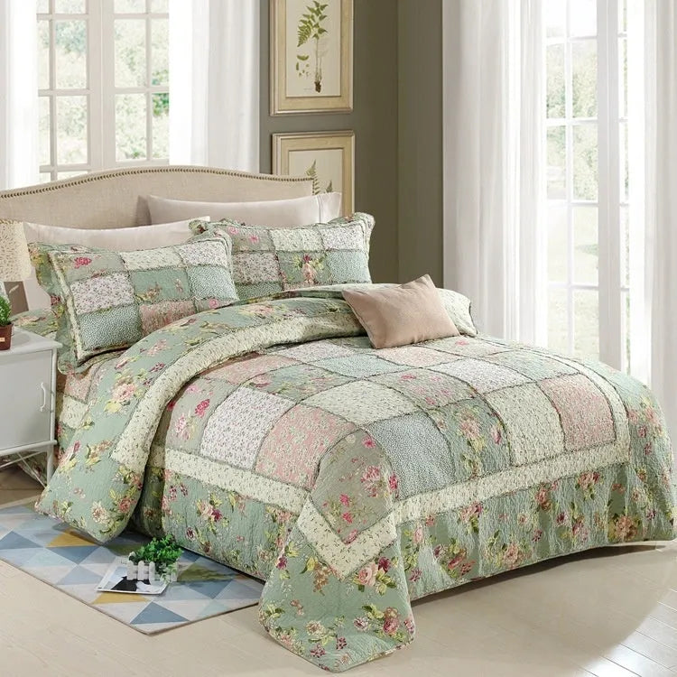 Pure cotton quilted bedspread three-piece set showing bed cover and pillowcases