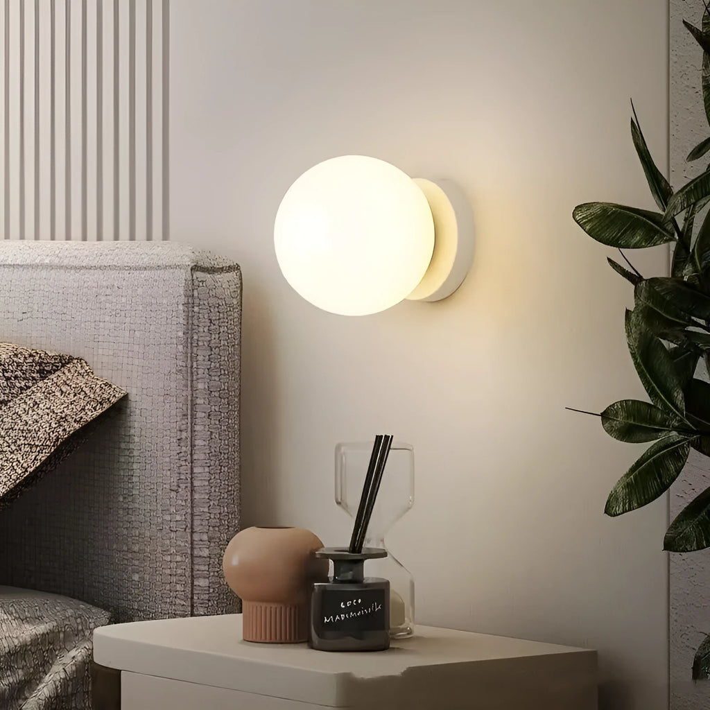Nordic glass wall lamp with iron body, 220V, available in six colours and 10cm, 12cm or 15cm bottom glass