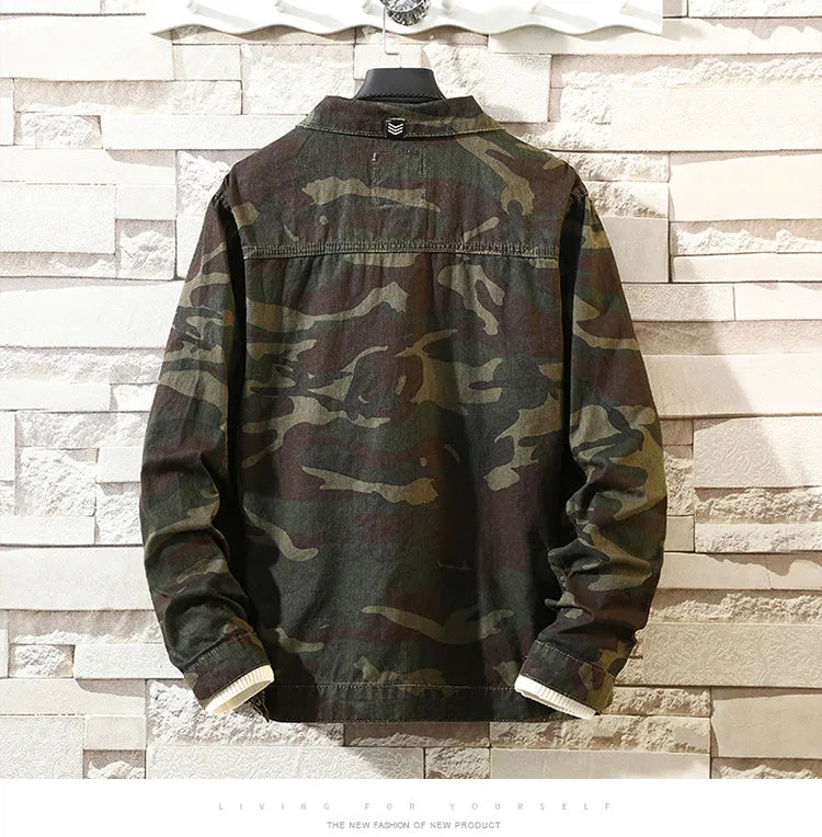 Men's camouflage denim jacket in cotton with sizes M to 5XL and measured shoulder, chest and sleeve lengths