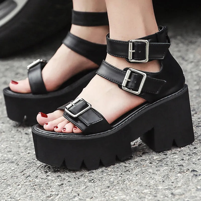 Black women's platform sandals with chunky heel and back zipper closure