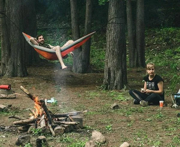 Anti rollover camping double hammock in 201T high fibre nylon, shown in a choice of five colours