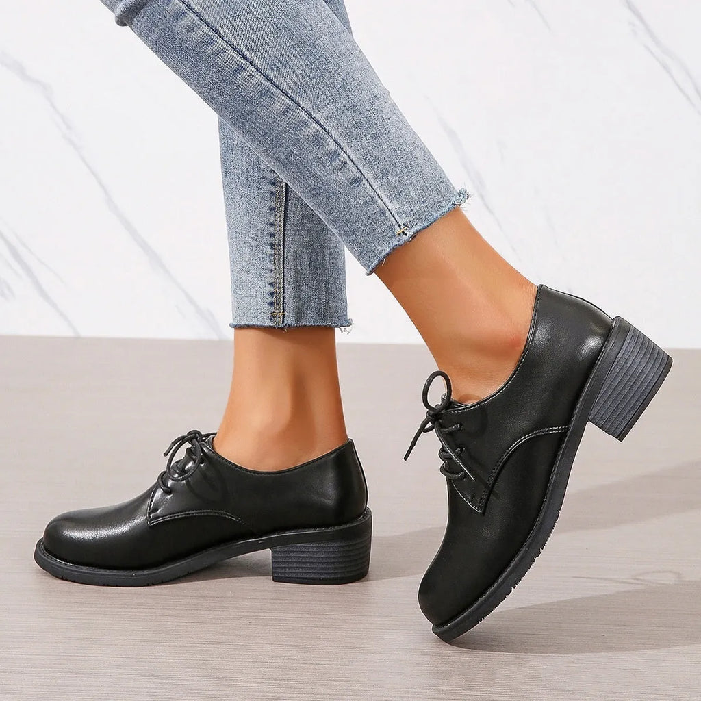 Black women's work shoes with thick rubber sole and chunky 3-5cm heel