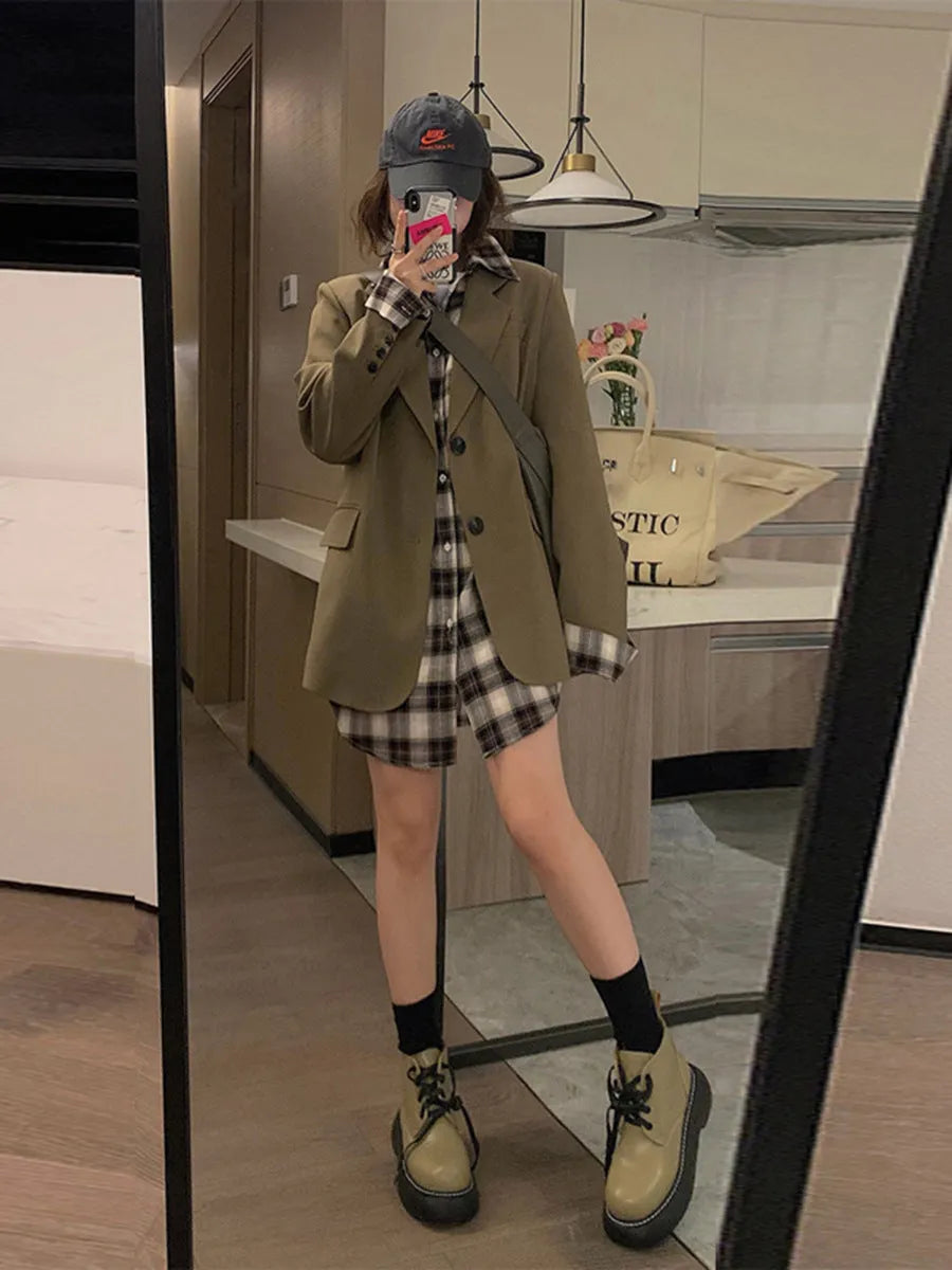 Korean-style street suit jacket in polyester with pockets and long sleeves for commuting wear