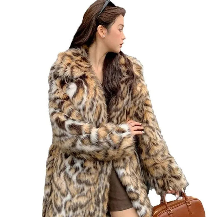 Women's faux fur coat with fox fur collar in mid-length or long 80cm style