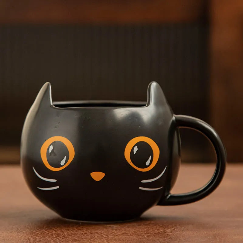 Black ceramic cat-shaped mug with covered spoon lid, 355ml capacity