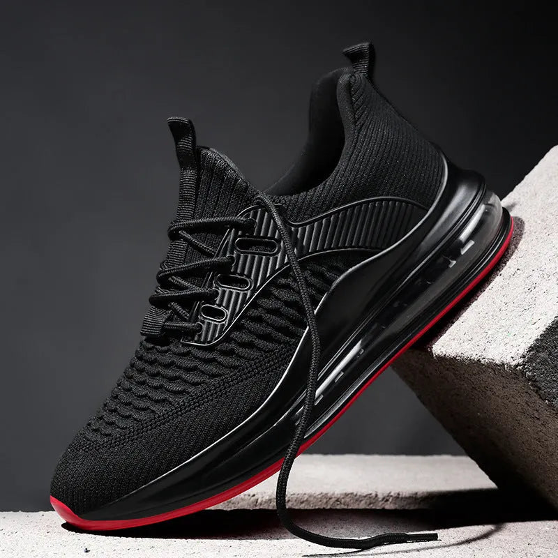 Men's solid colour low-top running shoes with mesh upper and rubber TPU sole