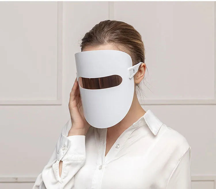 Acne beauty mask LED light therapy face mask with red orange blue wavelengths, USB powered, 61g, 150x158x204mm
