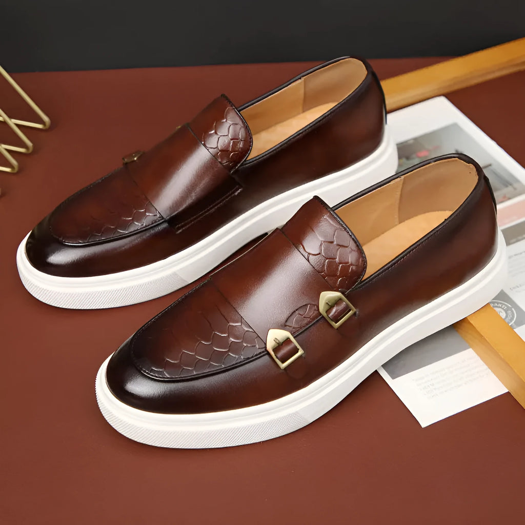 Men's casual leather shoes in black or brown with embossed artificial PU upper, flat heel, round toe, and rubber sole, sizes 38-46