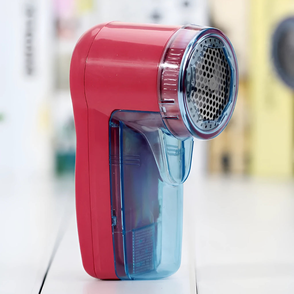 Compact portable electric lint remover for sweaters with strong wind system and rechargeable battery