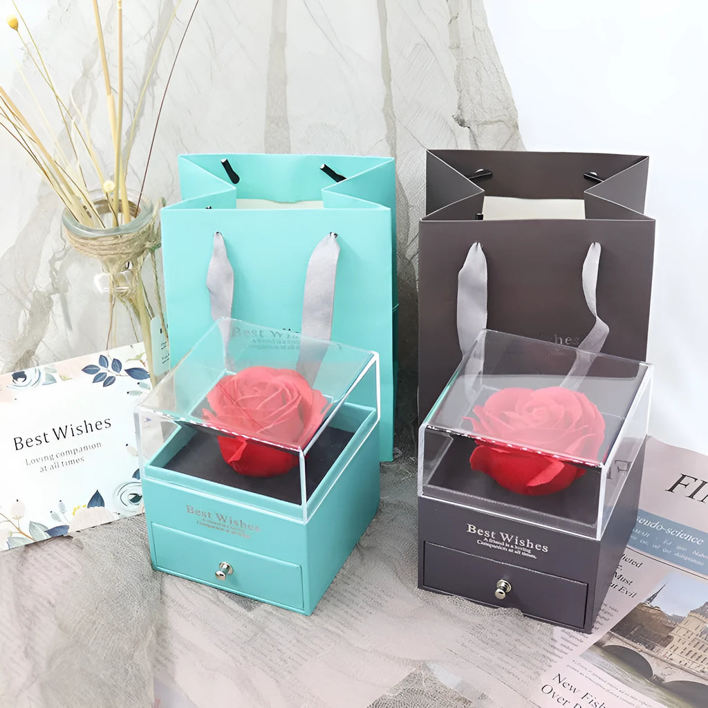 Jewellery gift box in black with acrylic and flannel construction for rings and pendants