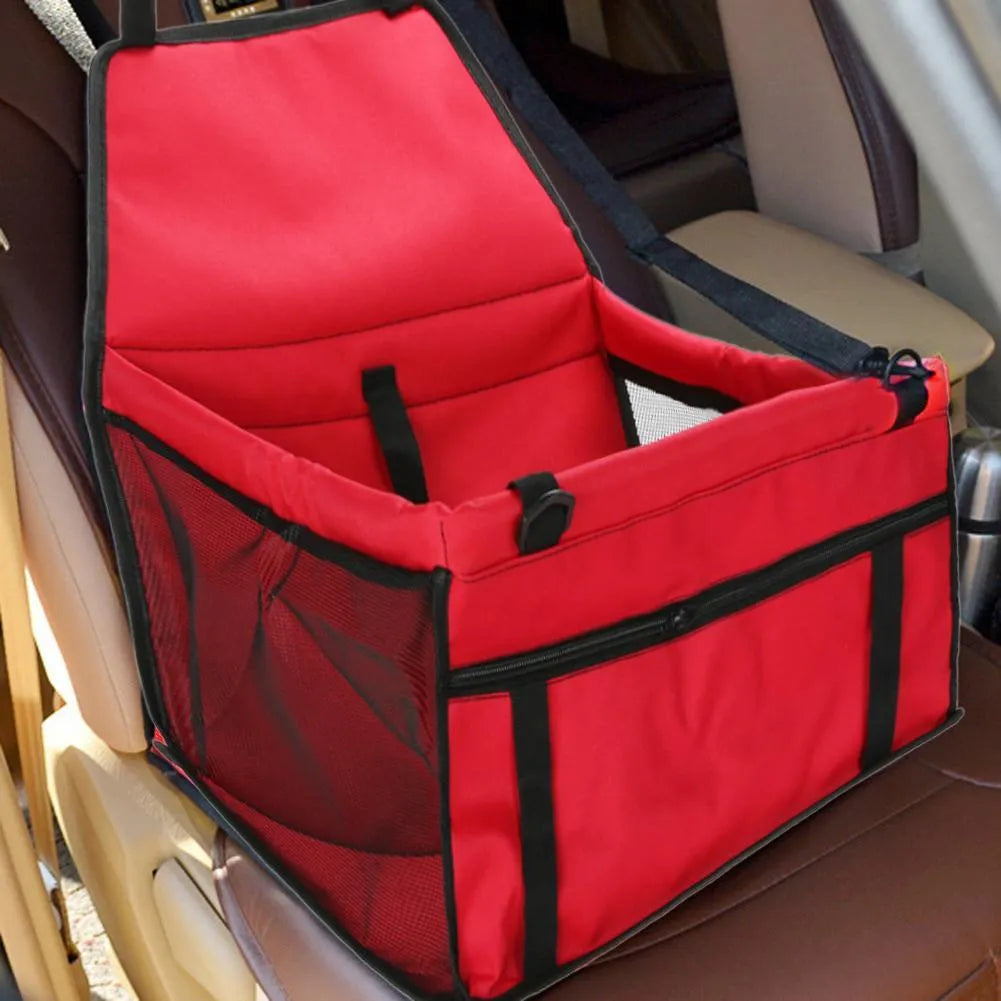 Waterproof dog car seat in black, 40x30x25cm, 600D Oxford cloth with PVC coating, attached to a car headrest