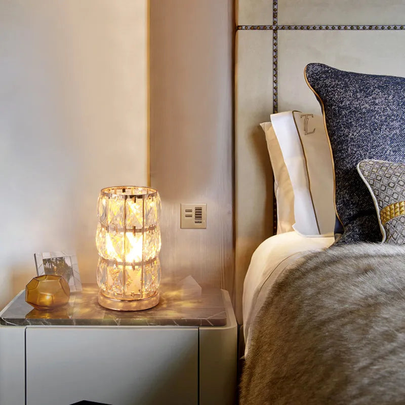 Gold table lamp with iron art and crystal, E27 light source, for bedside bedroom living room study 5-15m2