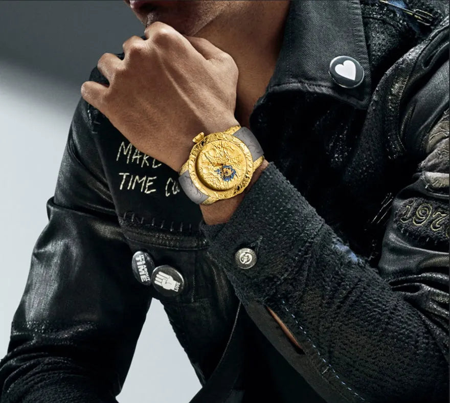 Dragon pattern mechanical watch with black rubber band, 50mm case, and gold or black colour options