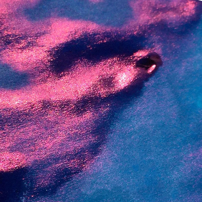 Bottle of MEMORY-0420 gradient sheen ink in gold powder colour for fountain pens.