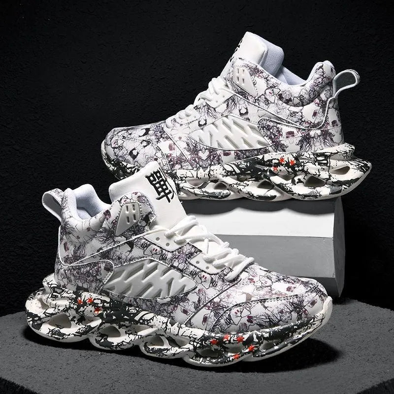 Men's camouflage sports shoes in black, green, red or white, synthetic leather upper, sizes 39-46.