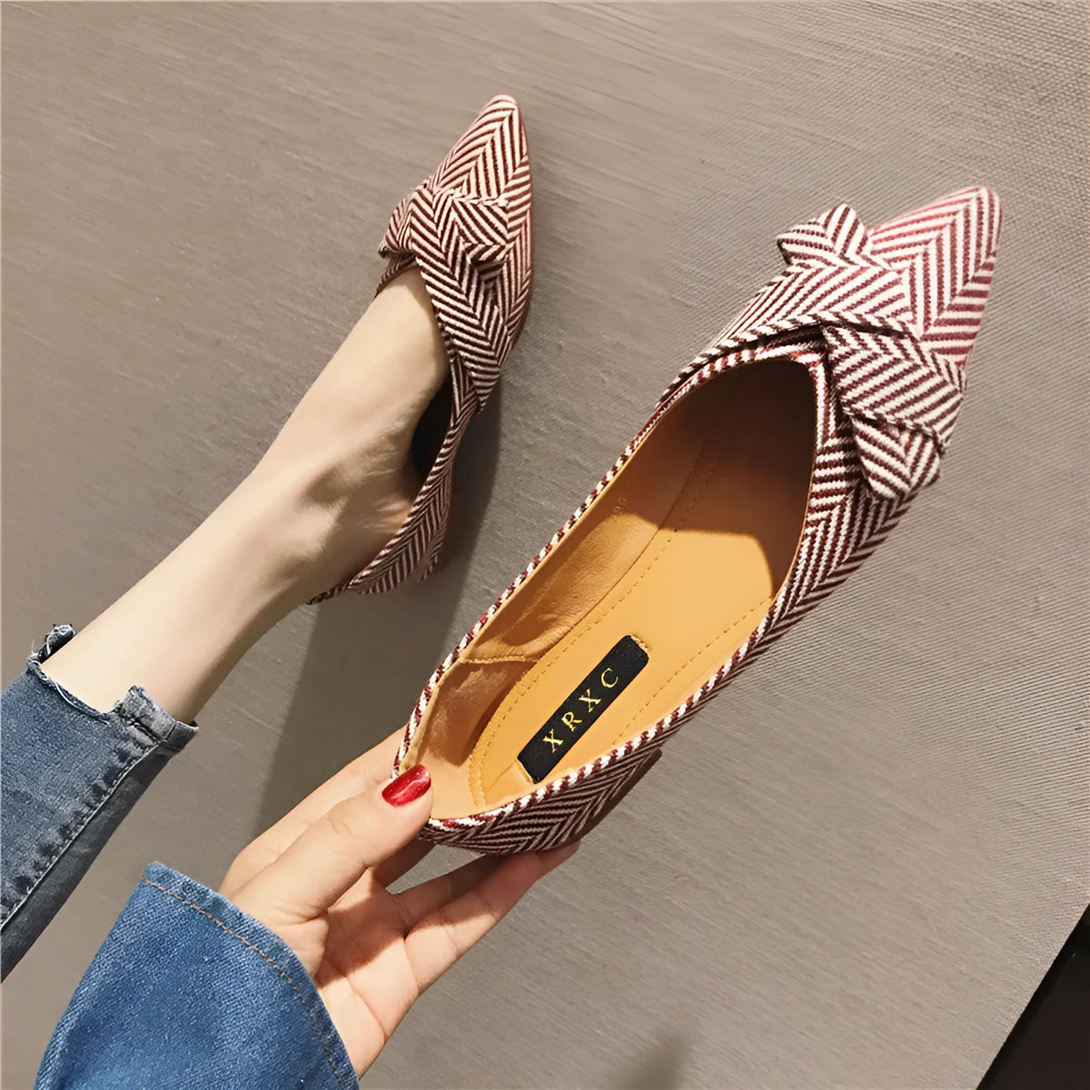 Women's Korean style pointed shallow mouth shoes in red and black with low flat heel