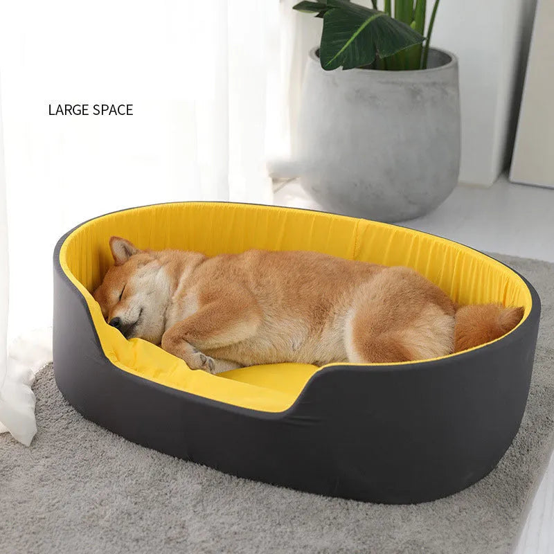 Washable cloth pet kennel in black or green, available in S M L sizes for winter warmth