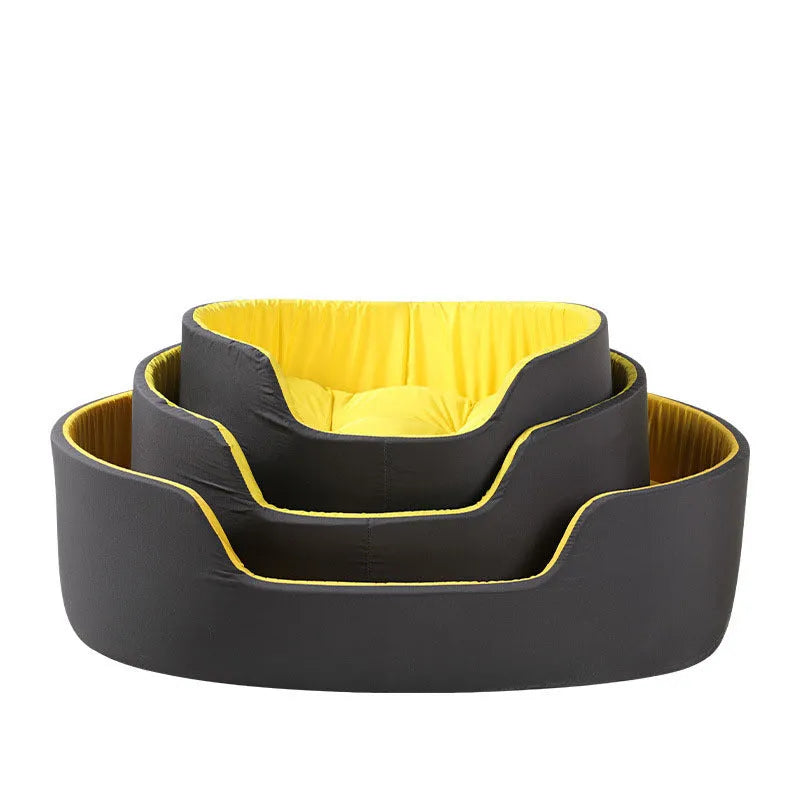 Washable cloth pet kennel in black or green, available in S M L sizes for winter warmth