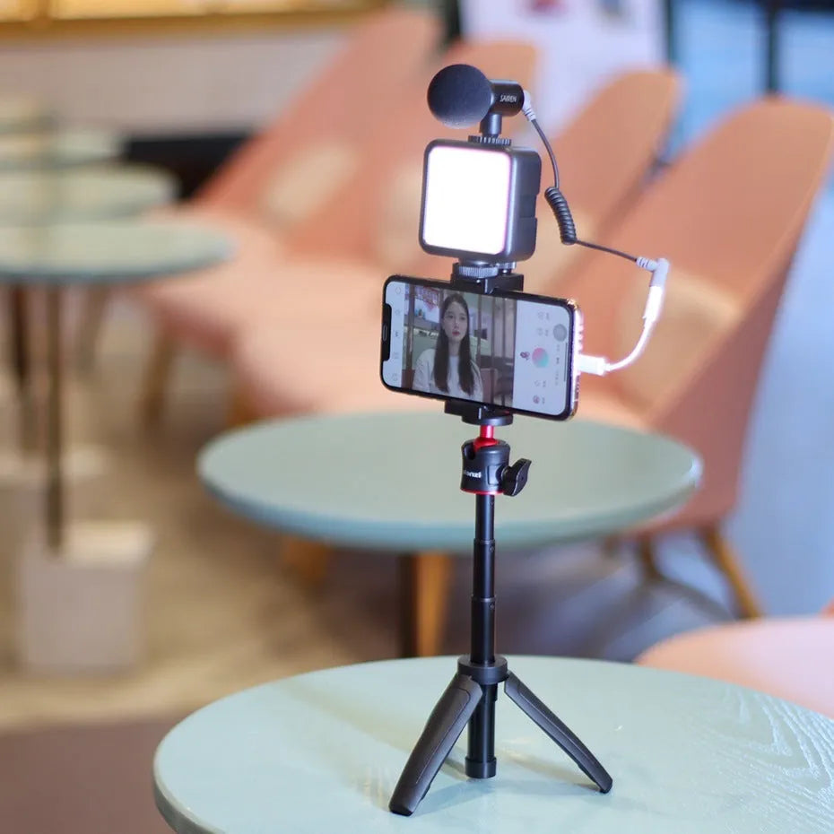 Vlog bracket set with mobile phone mount, integrated fill light, and included phone stand