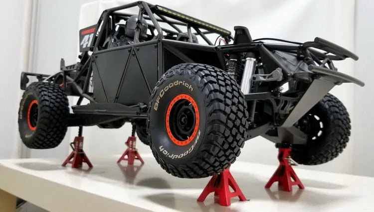 Zinc alloy 3T 6T simulation model car jack with 73-105mm adjustable height and 45x50mm base for RC crawler scene decoration