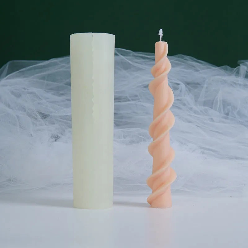 Spiral lace rod silicone candle mould with rotating screw mechanism for DIY candle making