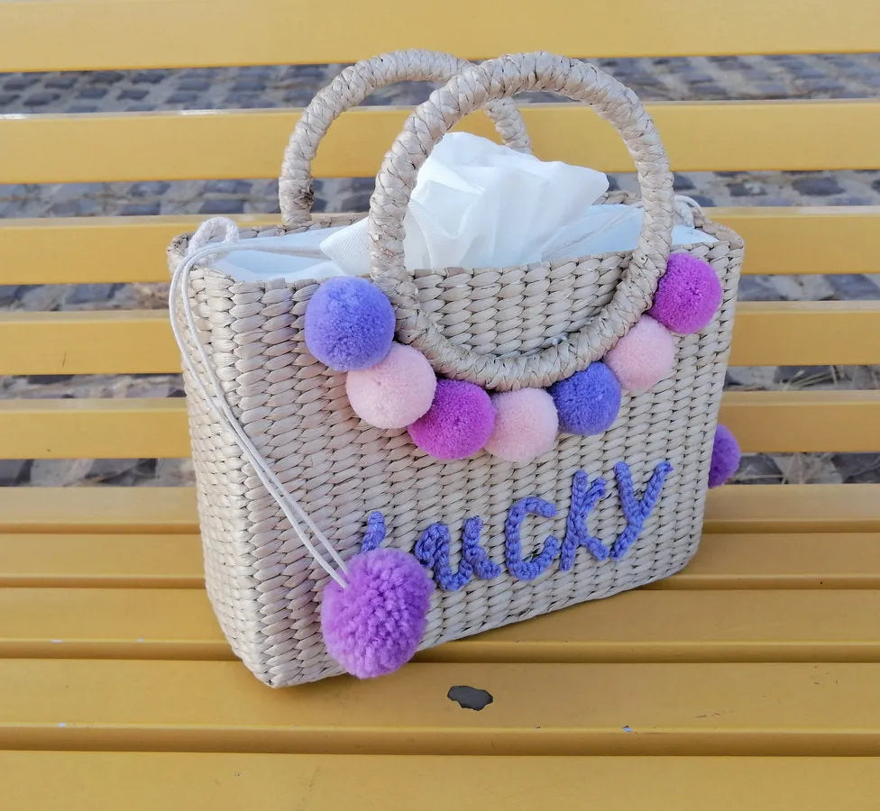 Thailand straw handbag with hydrangea letter embroidery, horizontal square shape, polyester lining and no straps, in photo colour.