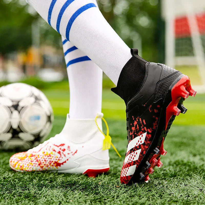Black long-nail football boots with PU upper and rubber outsole for grass training