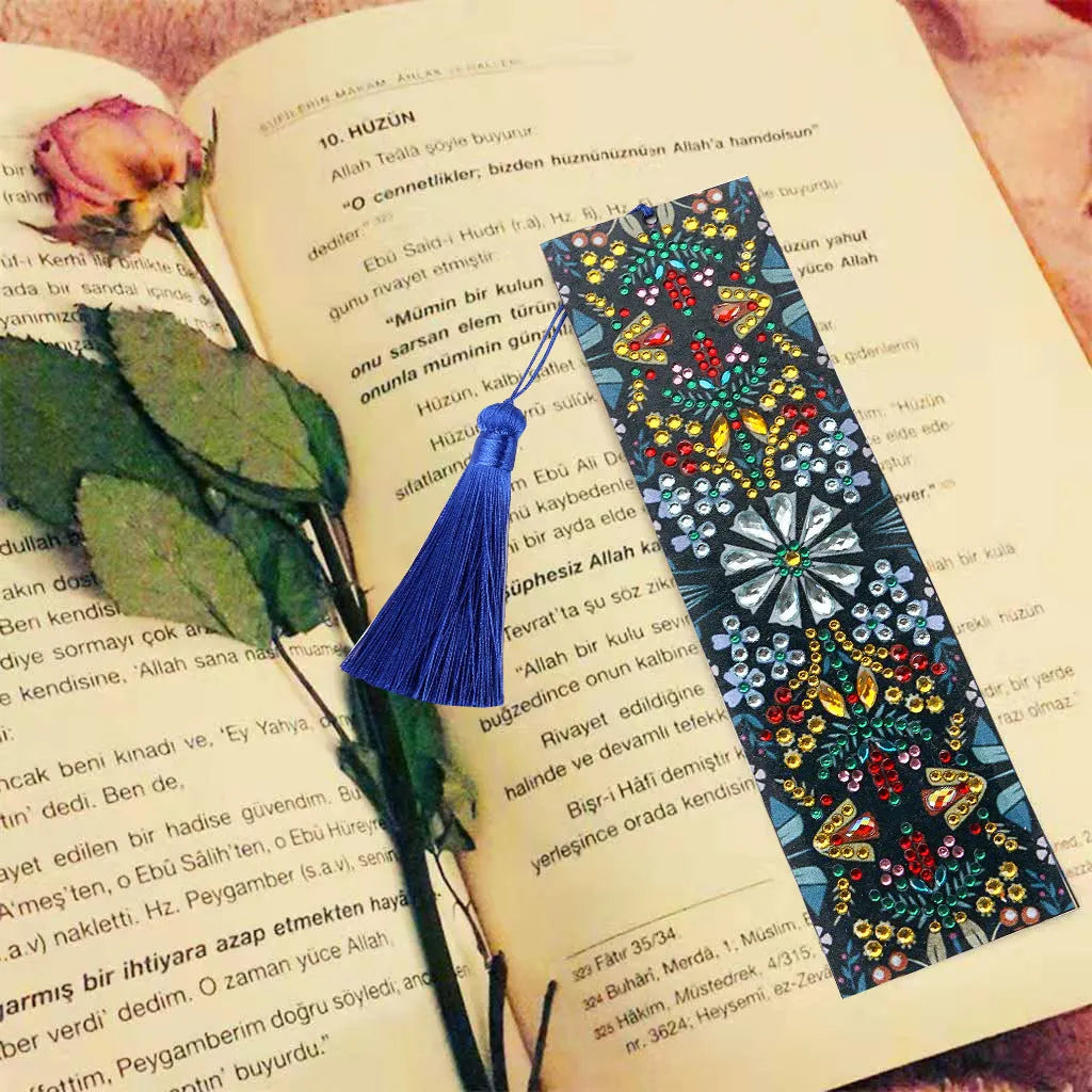 Mandala pattern diamond embroidered leather bookmark with special-shaped diamond detailing