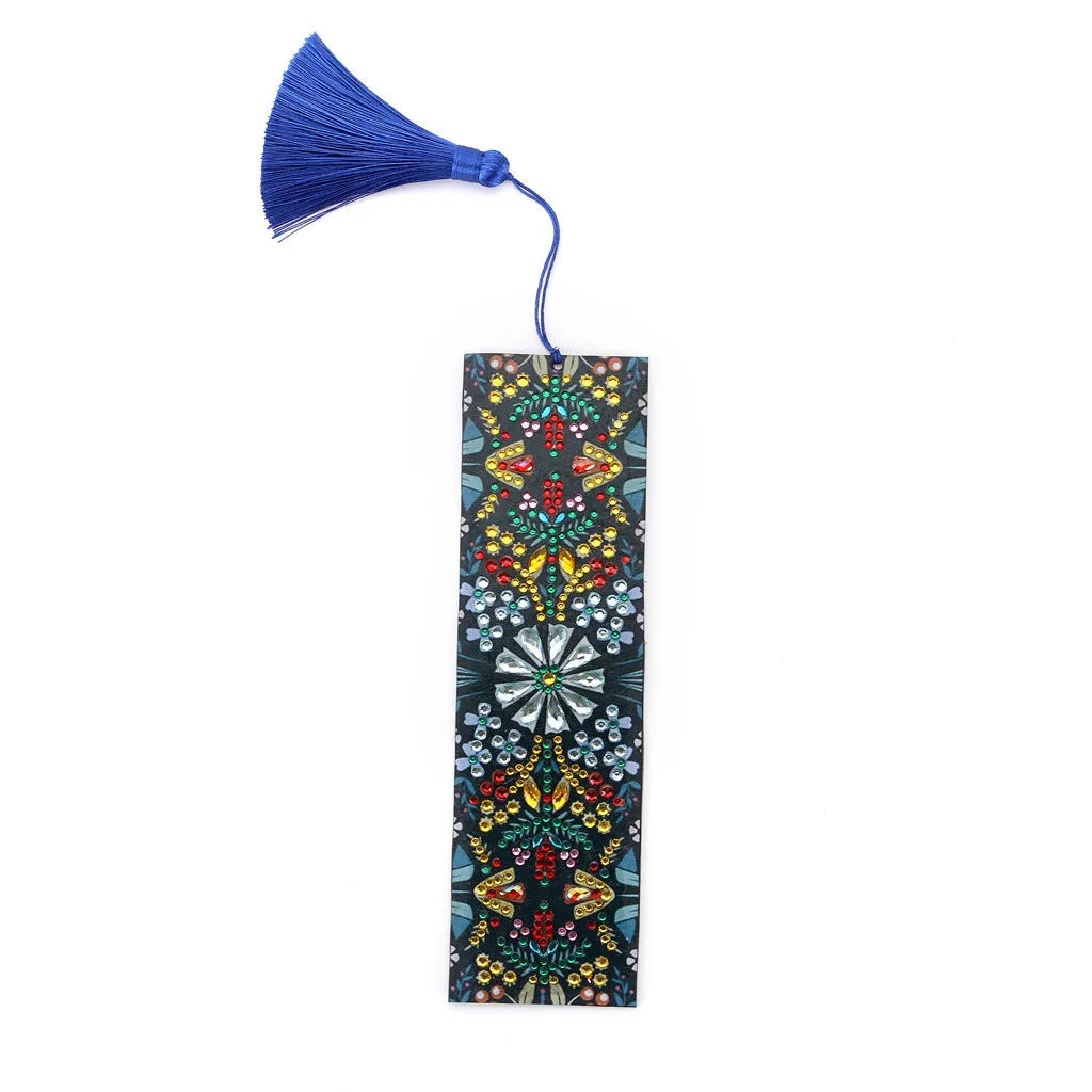Mandala pattern diamond embroidered leather bookmark with special-shaped diamond detailing