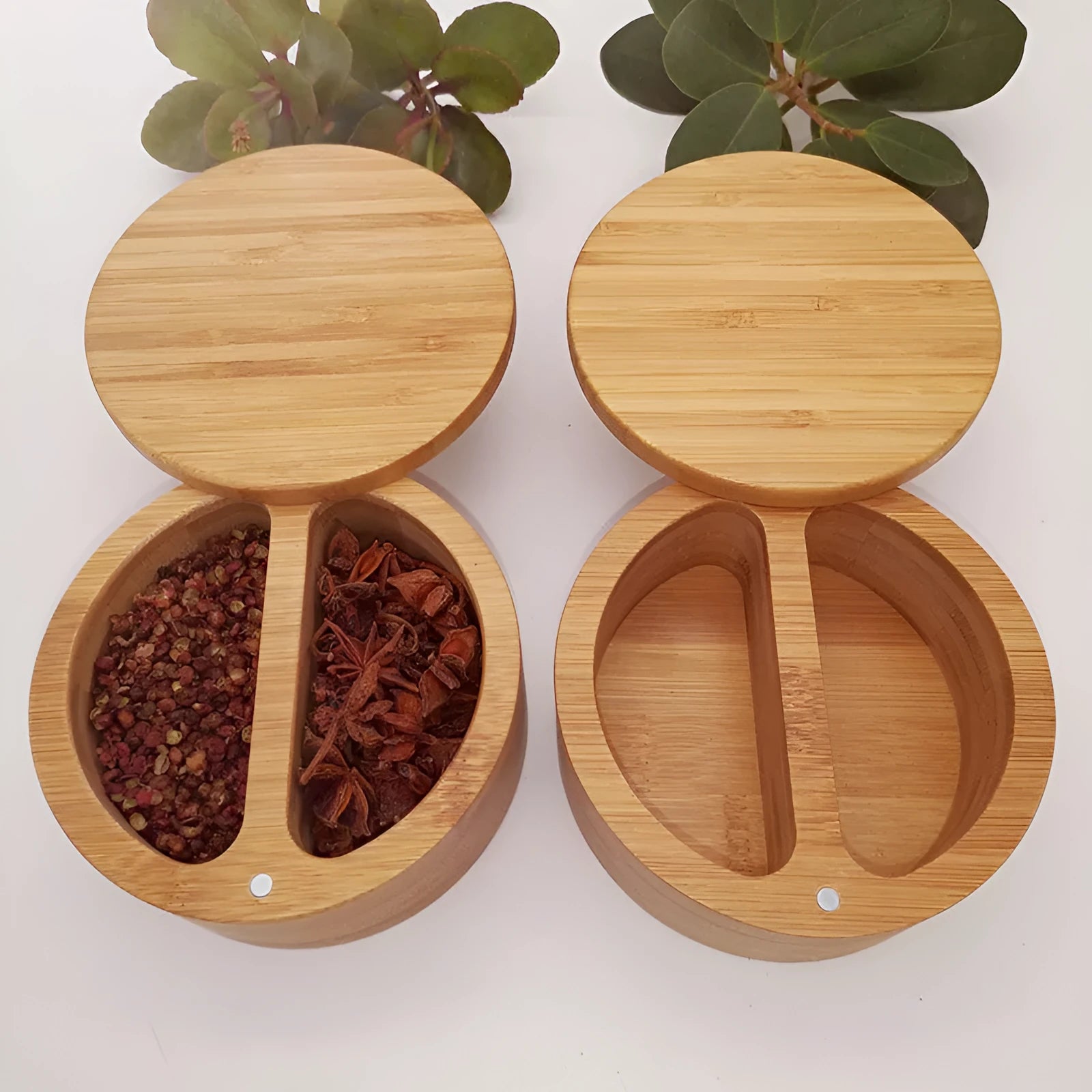 Bamboo seasoning box with bamboo spoon for kitchen spice storage