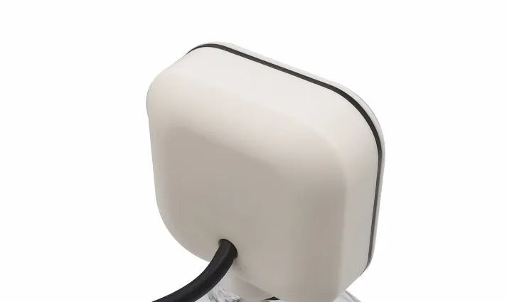 USB drive-free external camera with microphone, ABS plastic, shown in black or red, USB powered webcam