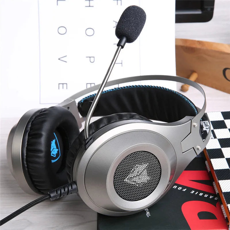 Black USB wired computer gaming headset with adjustable boom microphone for PC and notebook use